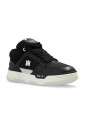 chaussures-de-sport-ma-1