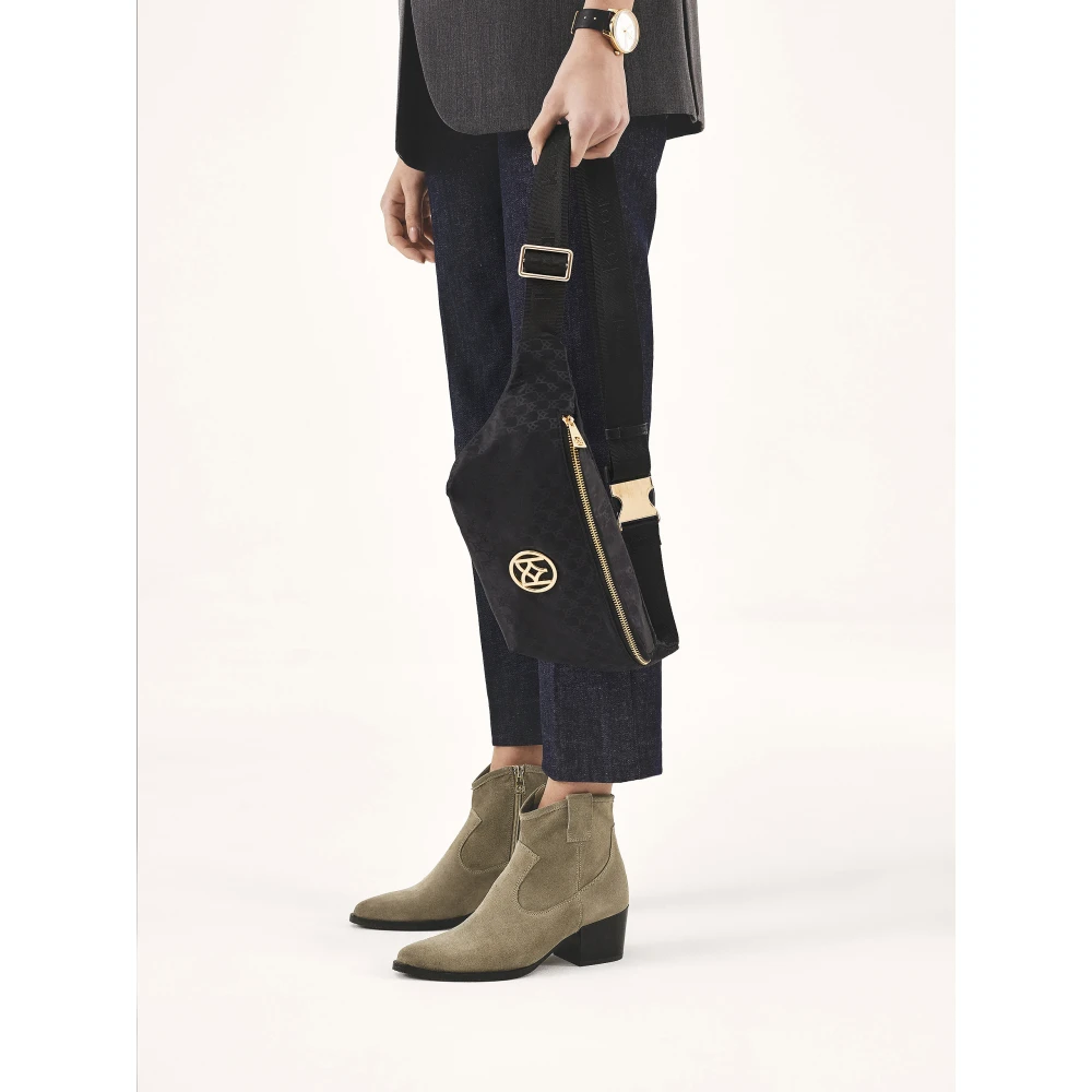 Kazar Zwarte heuptas van textiel met gouden elementen Black Dames