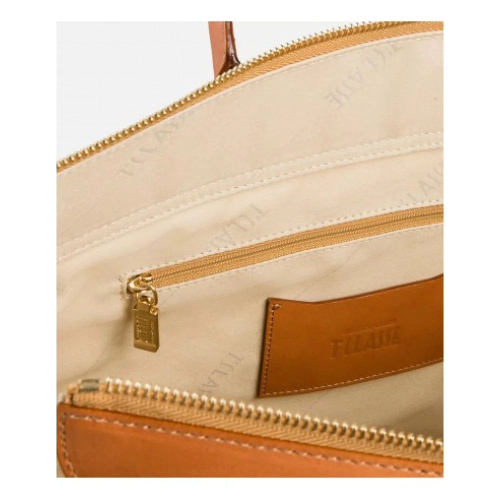 Alviero Martini 1a Classe Beige Tassen voor Stijlvolle Outfits Beige Dames
