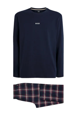 Lång pyjamasset
