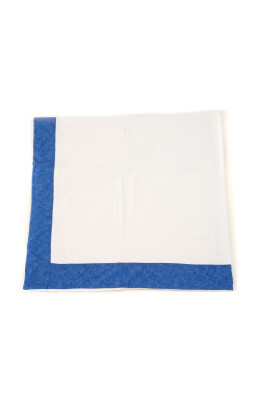 bicolored-beach-towel-with-contrast-trims
