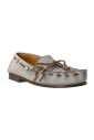 mocassin-en-cuir-bleu-avec-clous-blancs
