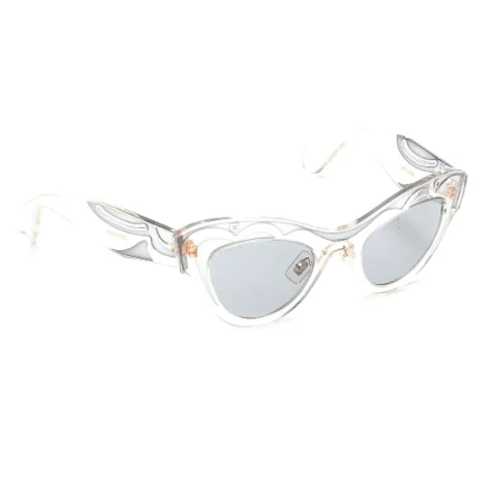 Miu Pre-owned Plastic sunglasses Gray Dames