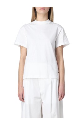 white-relaxed-t-shirt