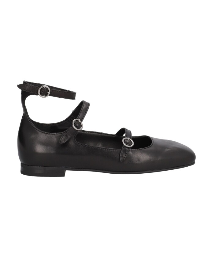 casual-black-leather-ballet-flats