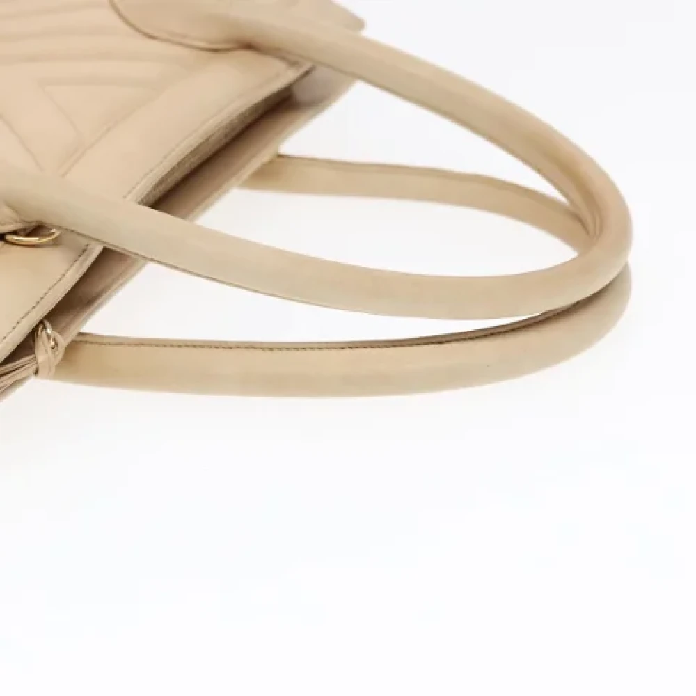 Chanel Vintage Pre-owned Leather handbags Beige Dames