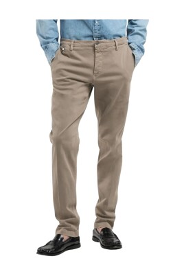 pantalon-chino-slim-fit-moderne