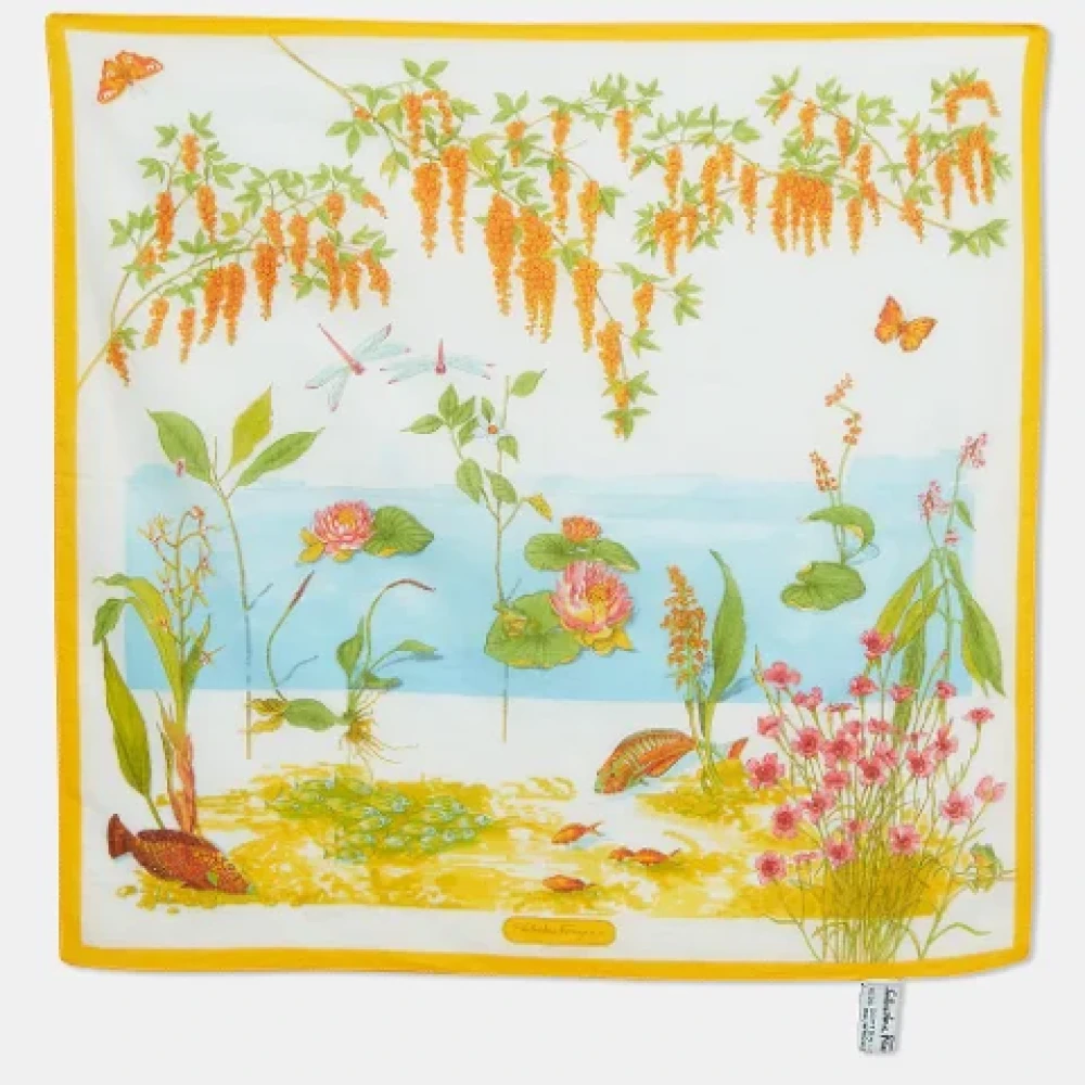 Salvatore Ferragamo Pre-owned Fabric scarves Multicolor Dames