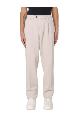 stylish-straight-trousers