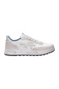 baskets-blanches-en-maille-et-daim