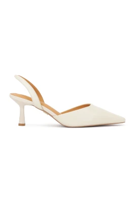 Cutout pumps med öppen topp och öppna hälpartier