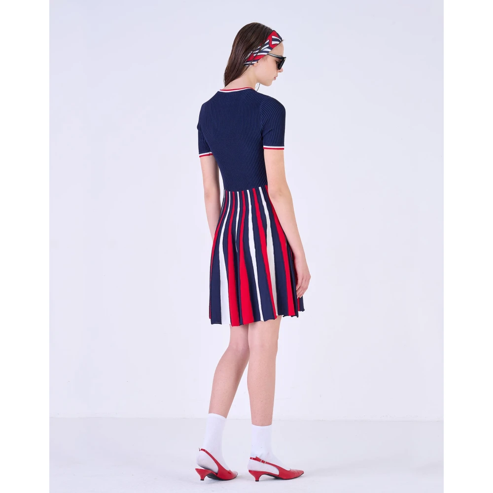 Silvian Heach Geplooide Korte Jurk Ronde Hals Korte Mouw Blue Dames