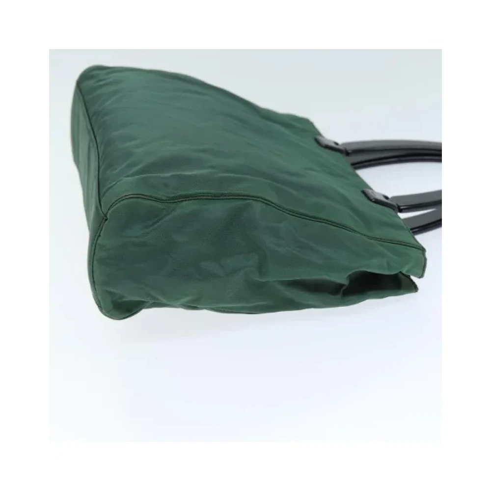 Prada Vintage Pre-owned Nylon handbags Green Dames