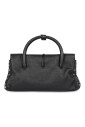 sac-a-main-en-cuir-elegant-avec-clous