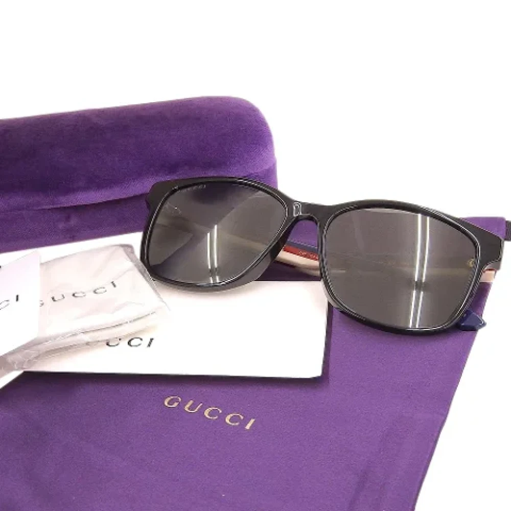 Gucci Vintage Pre-owned Plastic sunglasses Black Heren