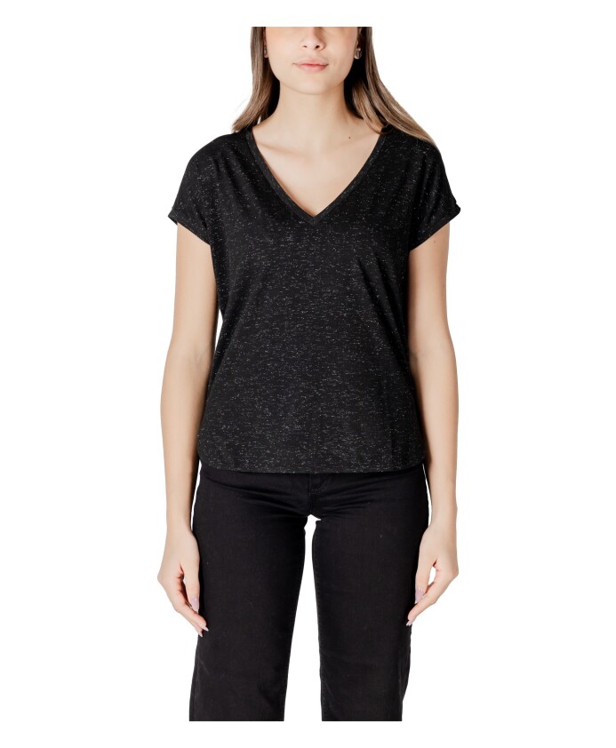 zwarte-v-hals-t-shirt-met-korte-mouwen