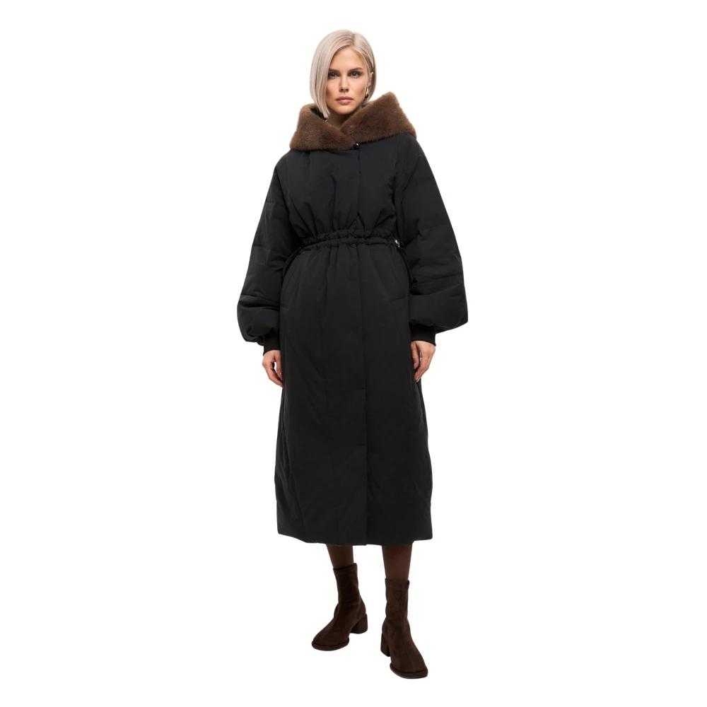Cesare Gaspari Vrouw Zwart Jassen Dames, M, Polyester, Winterjas Met Capuchon