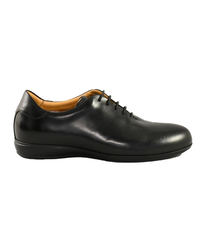 chaussures-en-cuir-semelle-en-caoutchouc