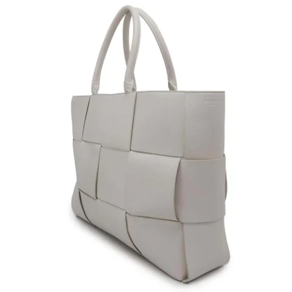Bottega Veneta Vintage Pre-owned Leather handbags White Dames