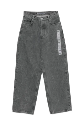 Jeans med kristallutsmyckning