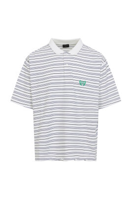 white-t-shirt-stylish-casual-wear