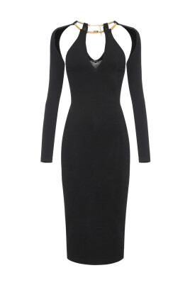 robe-midi-noire-avec-serpent-bijou