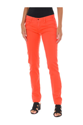 slim-fit-denim-jeans