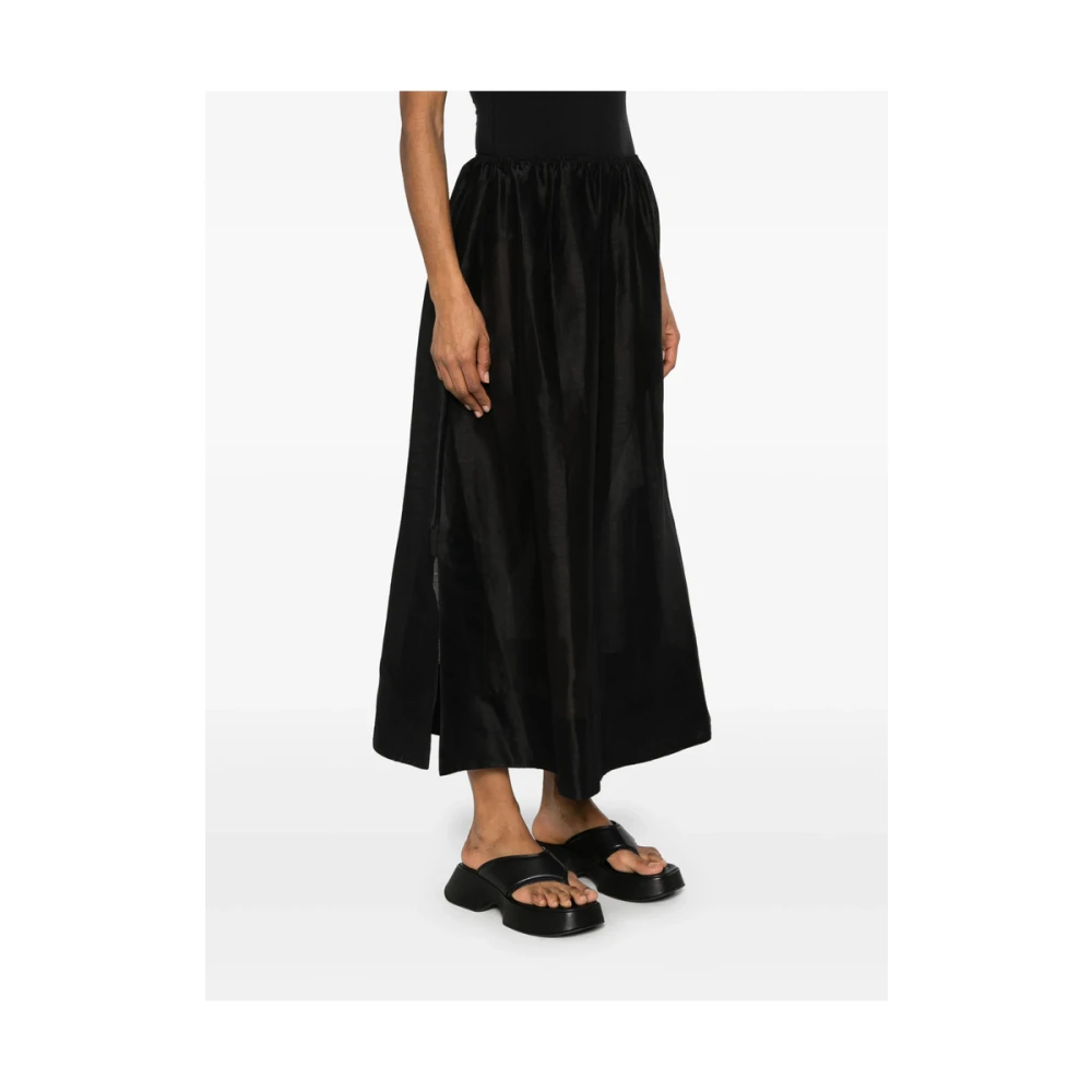 Mark Kenly Domino Tan Zwarte uitlopende rok met zijsplitten Black Dames