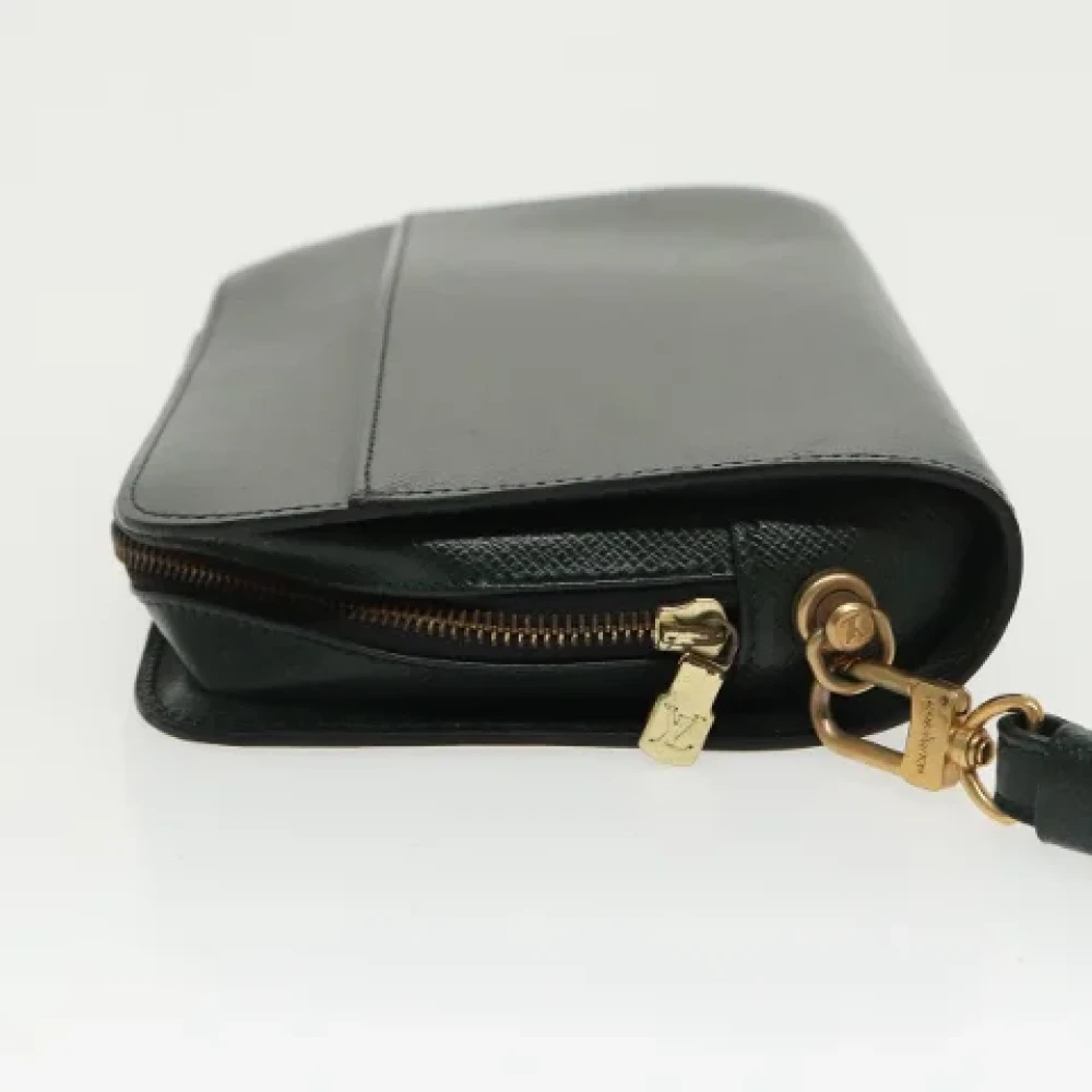Louis Vuitton Vintage Pre-owned Leather clutches Green Dames
