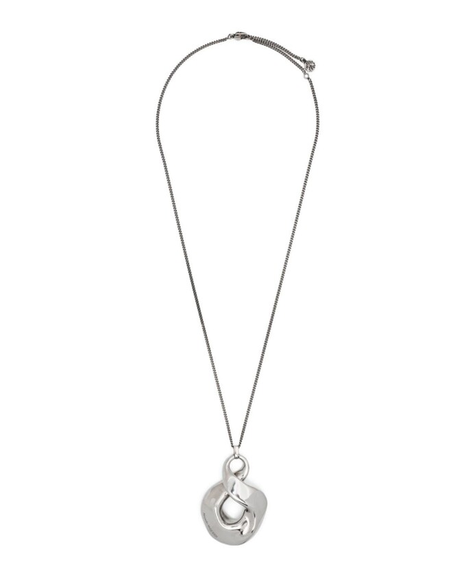 silver-pendant-necklace