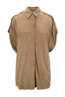 sleeveless-leather-shirt-with-snap-buttons