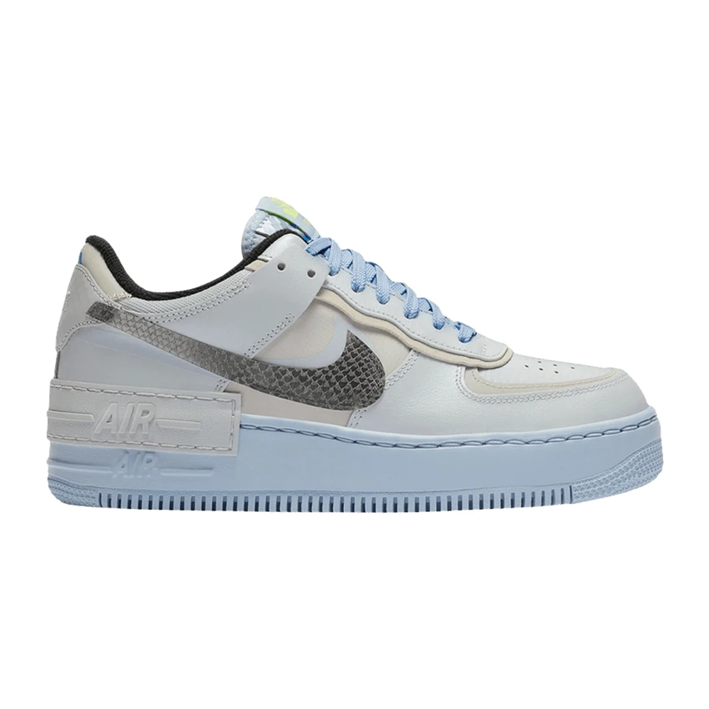 Nike Blauwe Sneakers met Snakeskin Blue Dames Schoenen