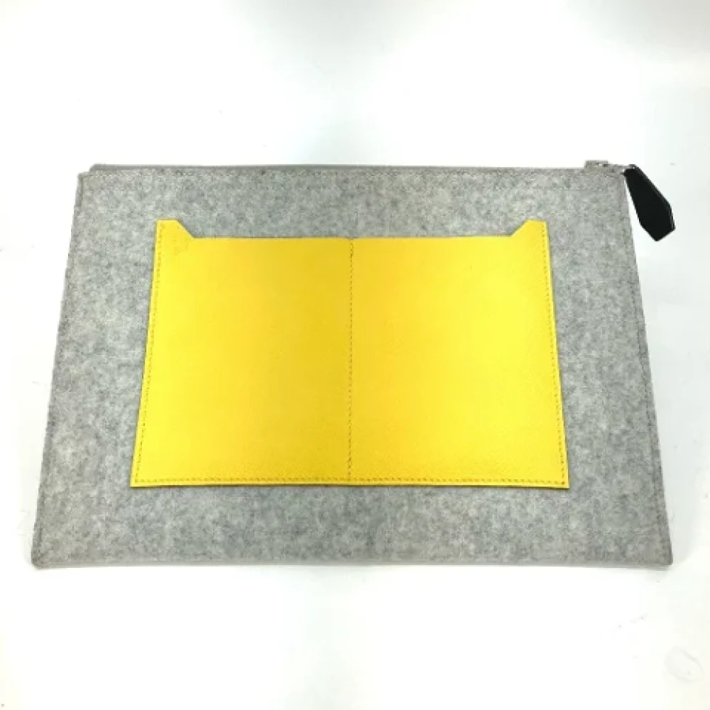 Hermès Vintage Pre-owned Fabric clutches Gray Dames