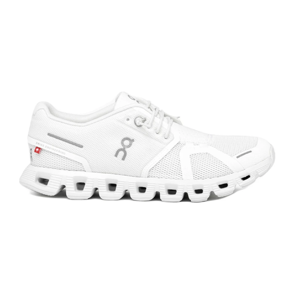 On Running Ljusblå Cloud 5 Sneakers White, Dam