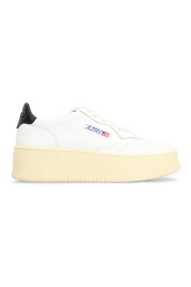 sneakers-plateforme-en-cuir-avec-semelle-epaisse