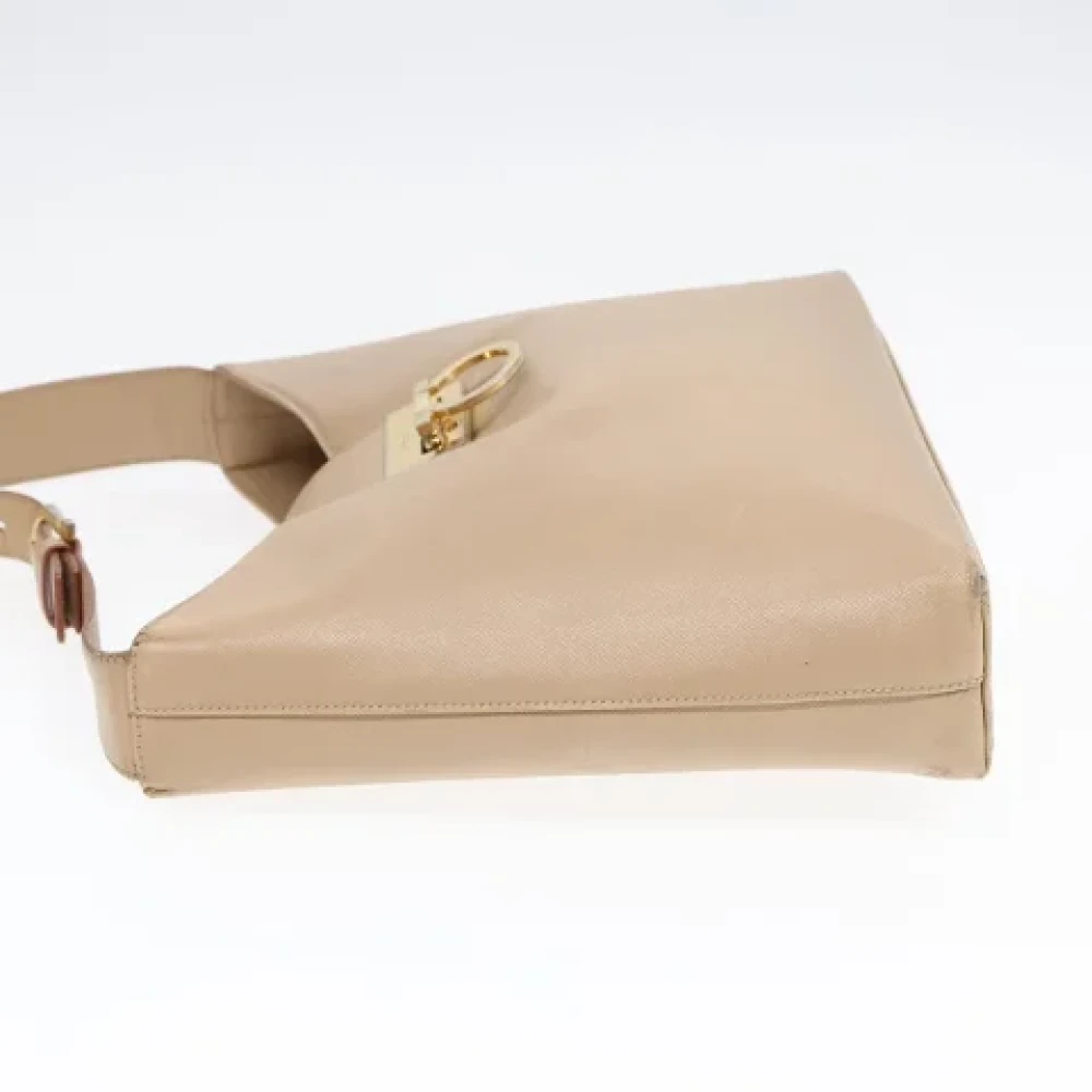 Salvatore Ferragamo Pre-owned Leather shoulder-bags Beige Dames