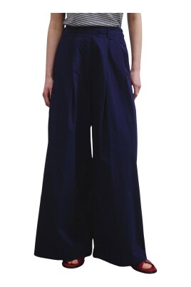 wide-leg-pants-with-side-pockets