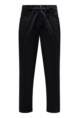 pantalon-noir-coupe-reguliere