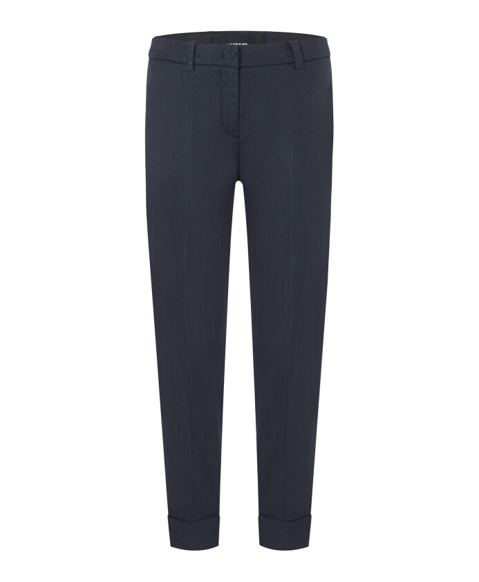 stylish-cropped-navy-trousers