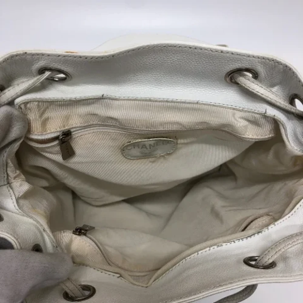 Chanel Vintage Pre-owned Leather backpacks White Dames