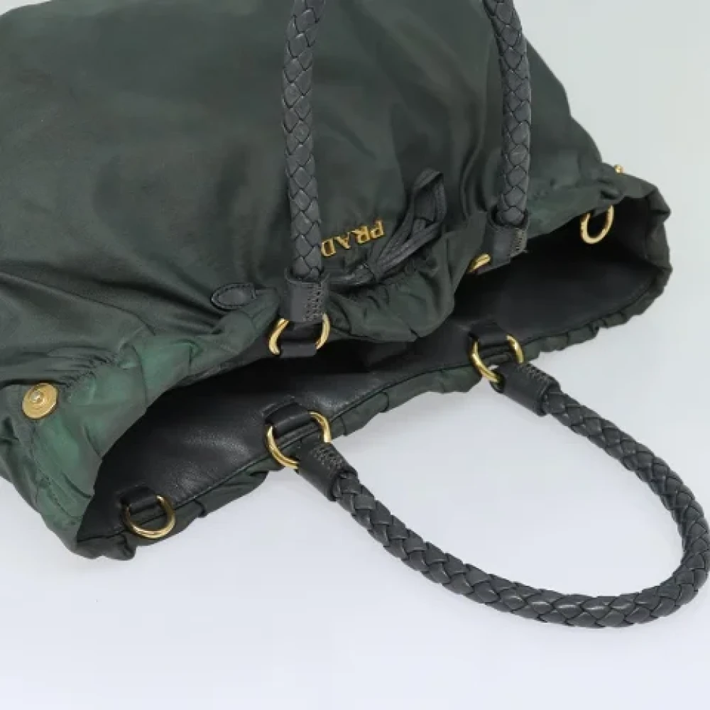 Prada Vintage Pre-owned Fabric shoulder-bags Green Dames