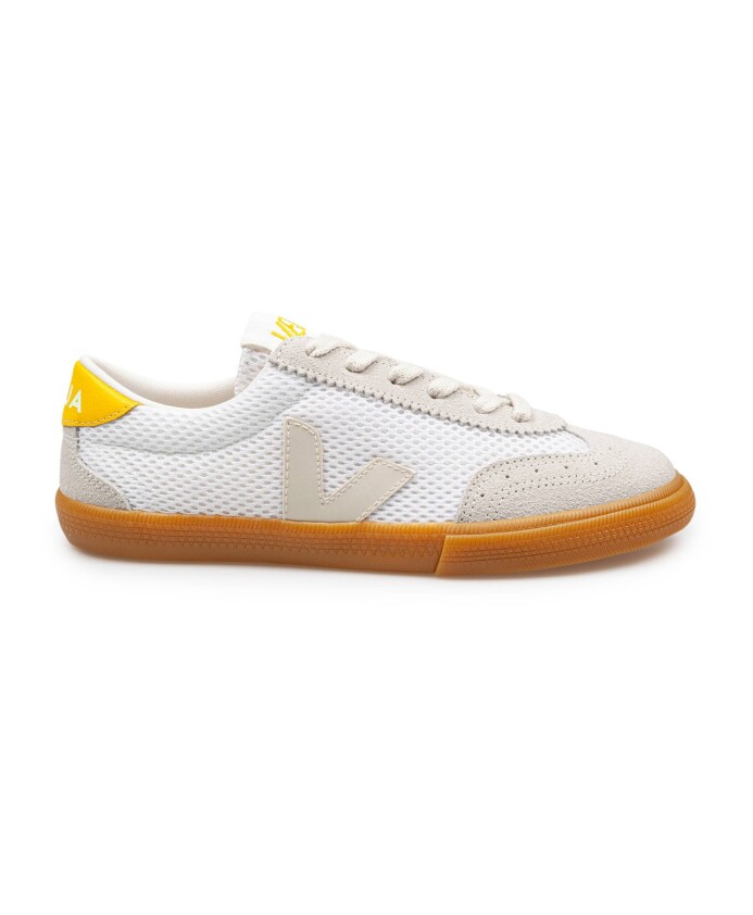 sneakers-en-cuir-blanc-et-jaune