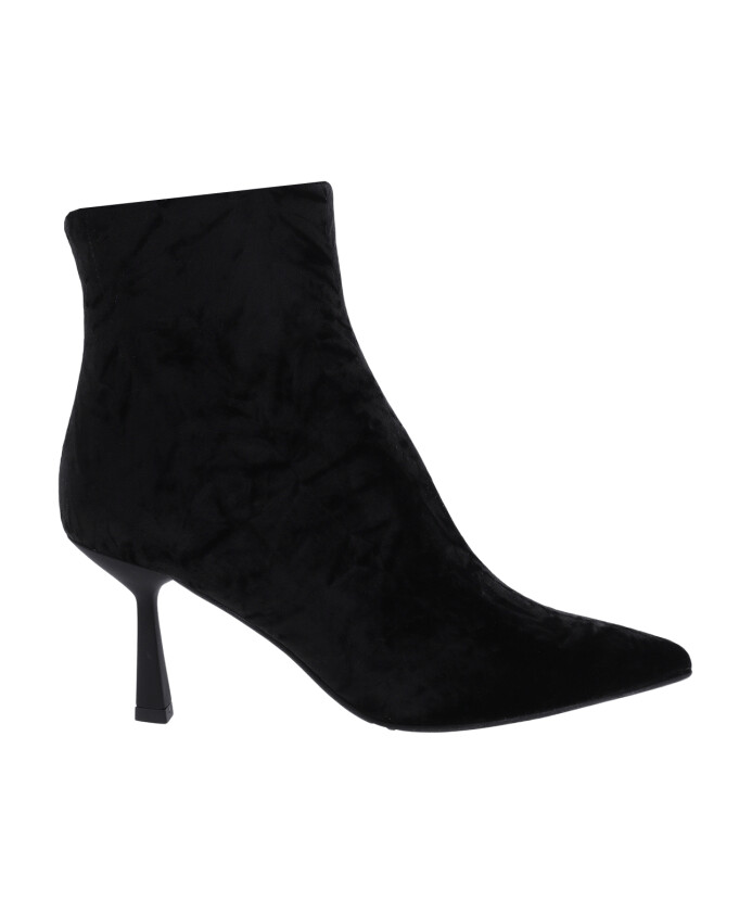 ankle-boots