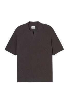 buttonless-half-sleeve-regular-polo-shirt