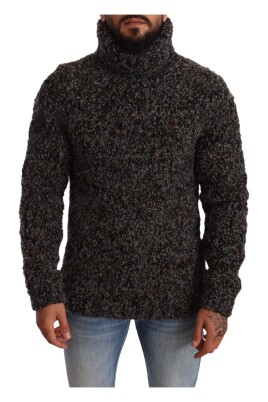 elegant-speckled-turtleneck-sweater