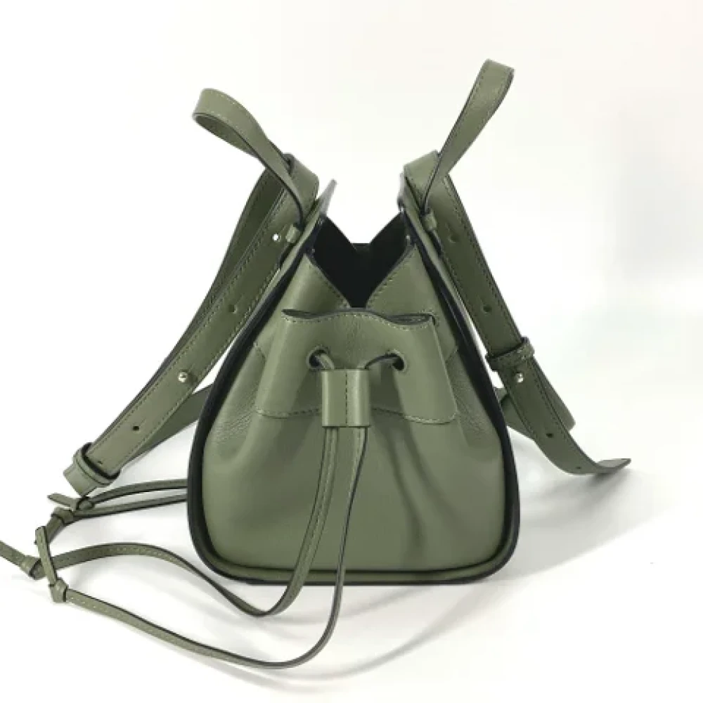 Loewe Pre-owned Leather shoulder-bags Green Dames