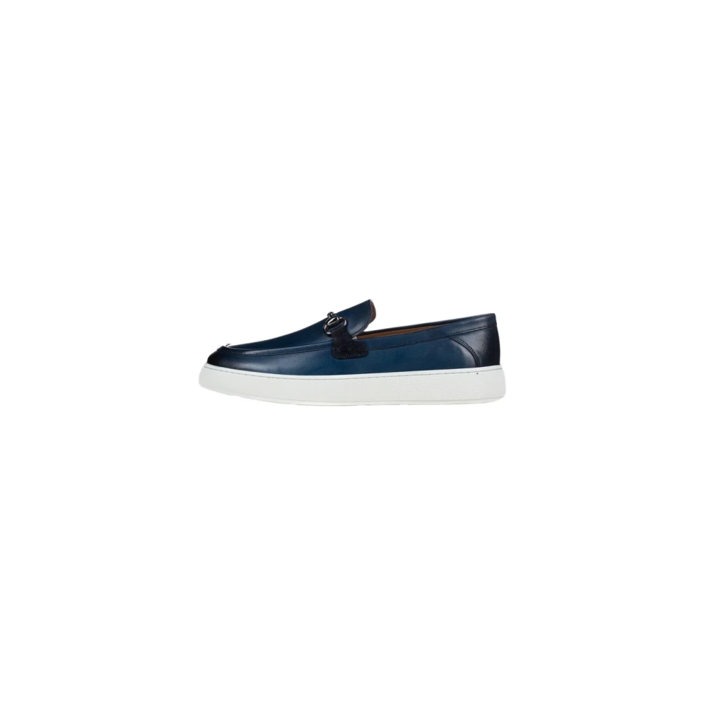 Shoes > Flats > Loafers - - Poche Paris - Modalova
