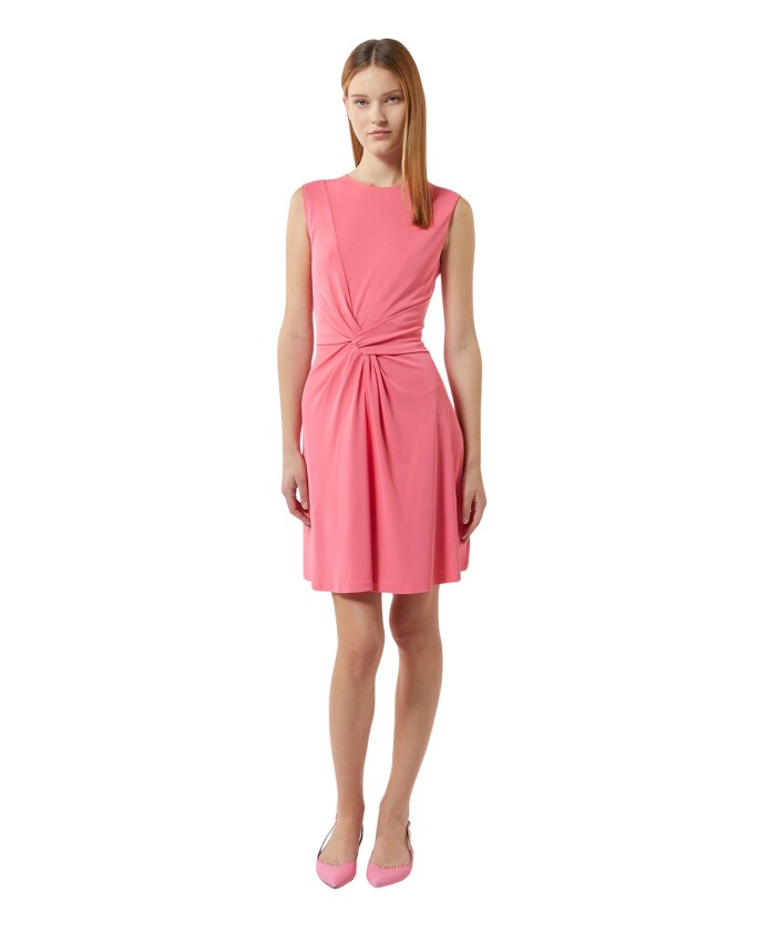 robe-courte-avec-drape