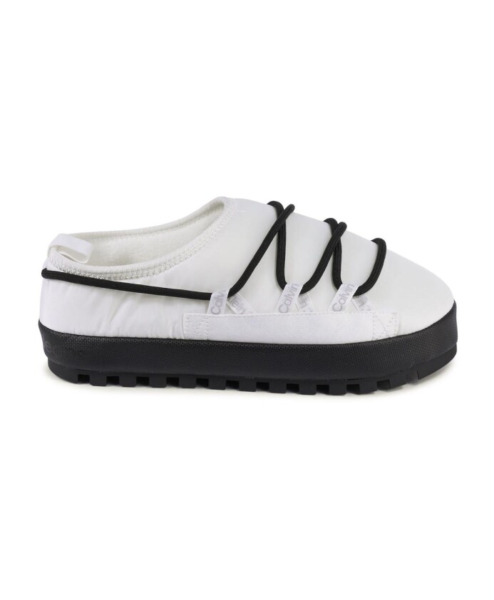 chausson-minimaliste-en-polyester-blanc