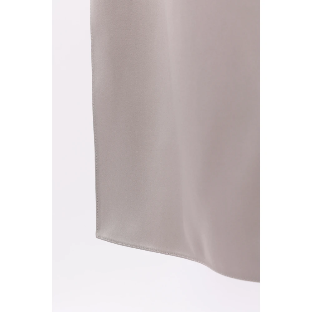 Giorgio Armani Zijden Grijze V-Hals Lange Jurk White Dames